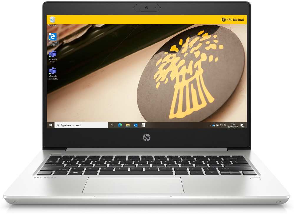 Device face on with screen open